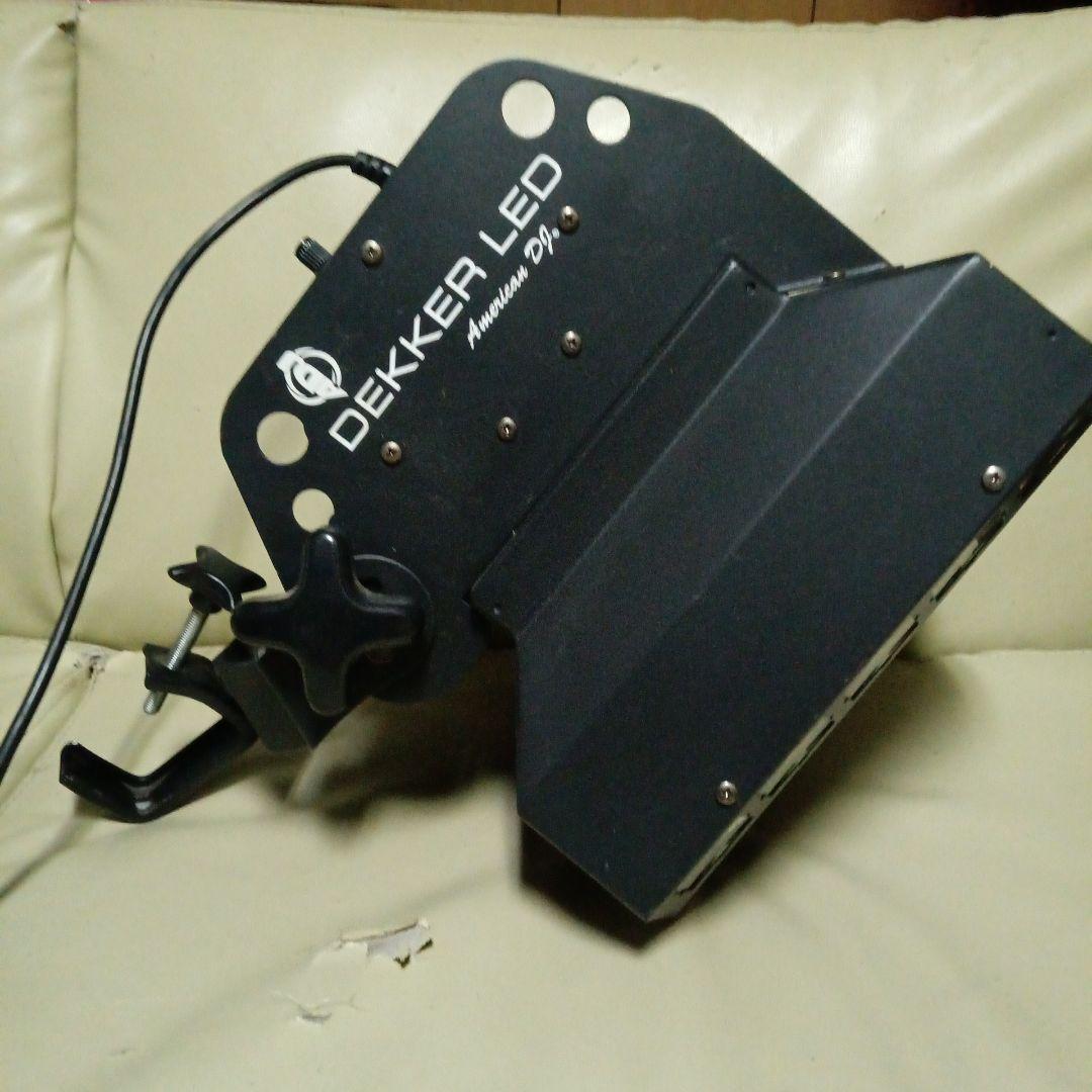 DEKKER LED スクエア型店舗用照明(ミラーボール風)