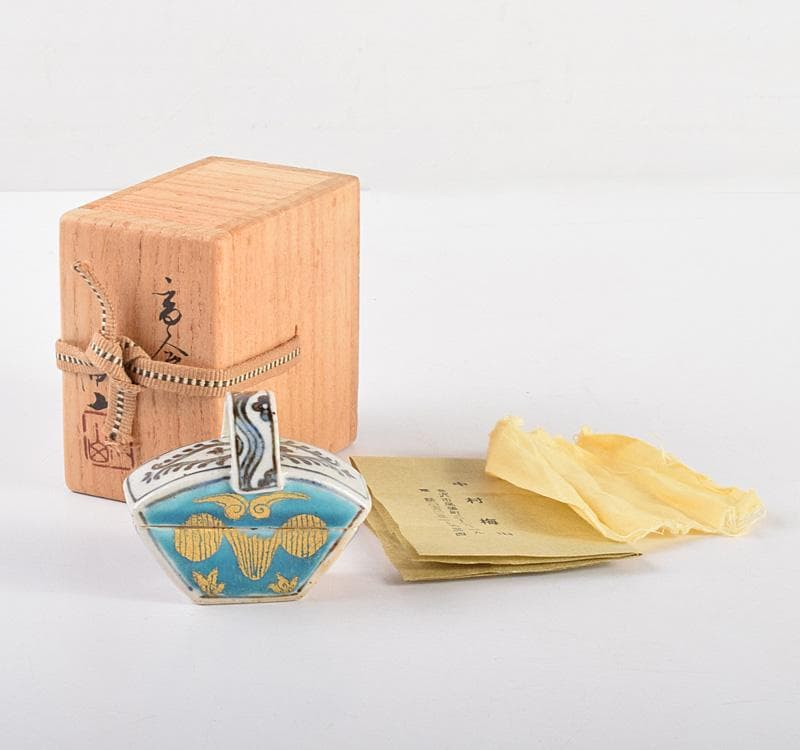 茶道具　九谷焼　中村梅山作　香合　共箱　M　R4915