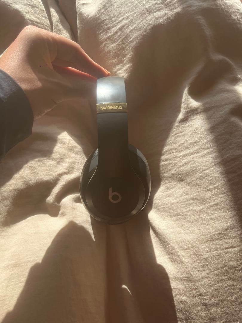 Beats studio3 wireless shadow ビーツ正規品