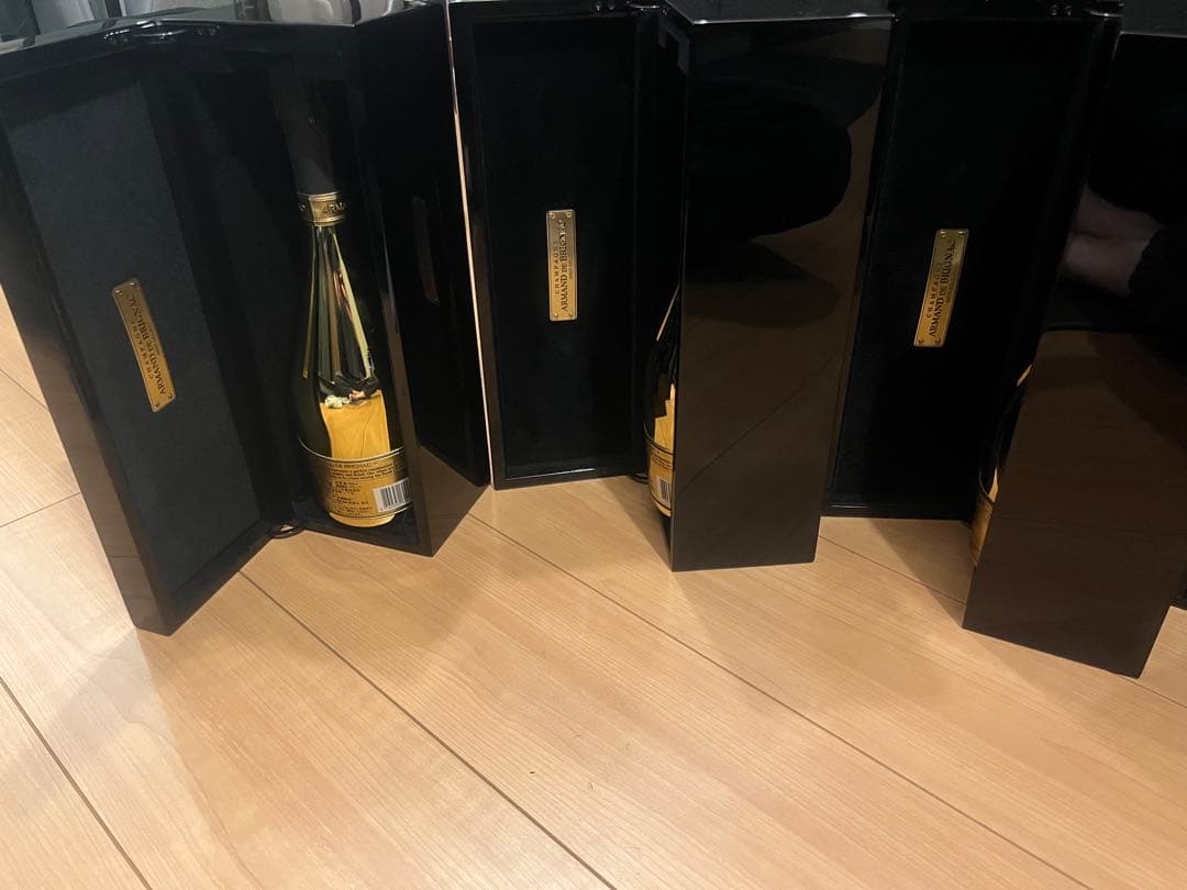 Armand de Brignac ゴールド 750ml 7本　ケース箱付き