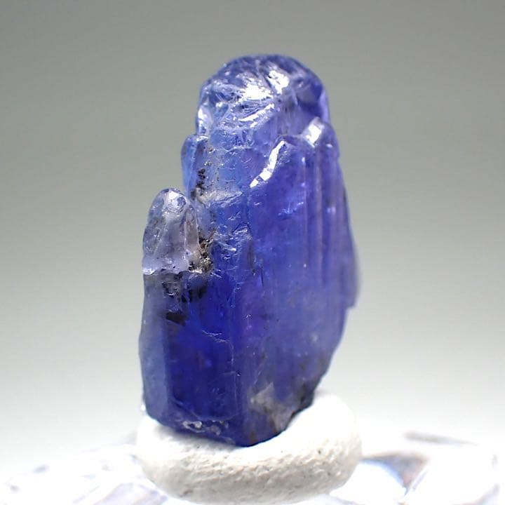 【タンザニア/メレラニ産】タンザナイト結晶