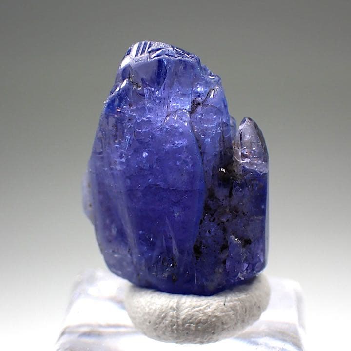 【タンザニア/メレラニ産】タンザナイト結晶