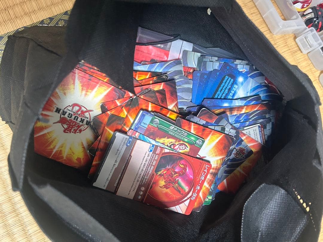 爆丸 まとめ売りセット ケース、カード、フィールド付き