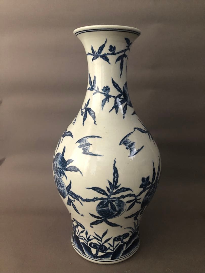 中国骨董　古美術　清朝青花草無花果紋　壷