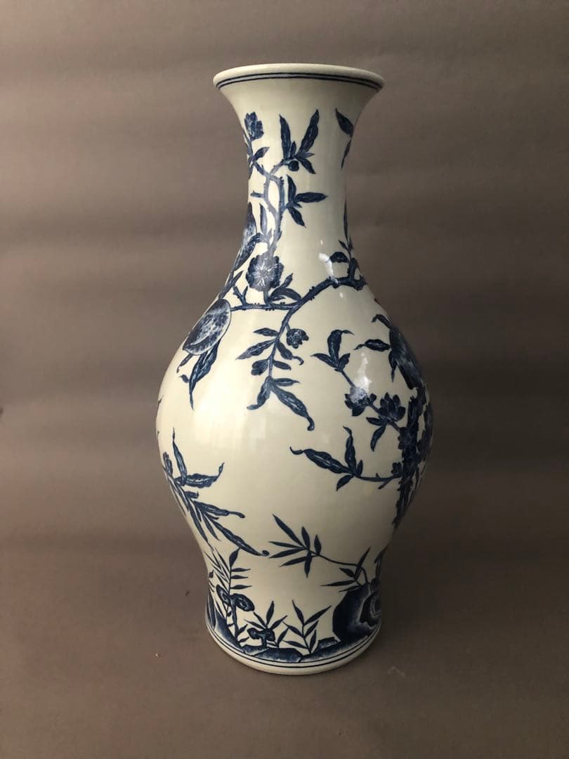 中国骨董　古美術　清朝青花草無花果紋　壷