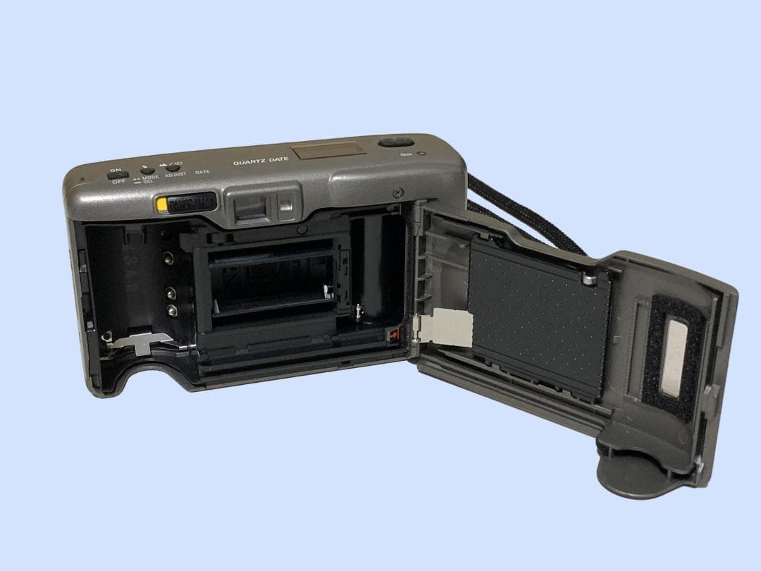 M8266 Nikon AF 600 コンパクトフィルムカメラ