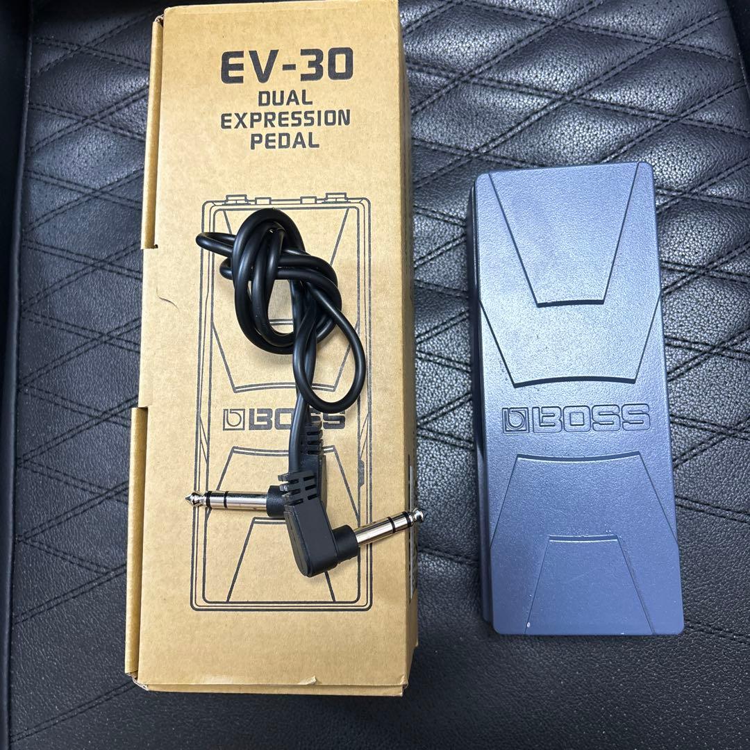 Boss EV-30 エクスプレッションペダル　ボリュームペダル