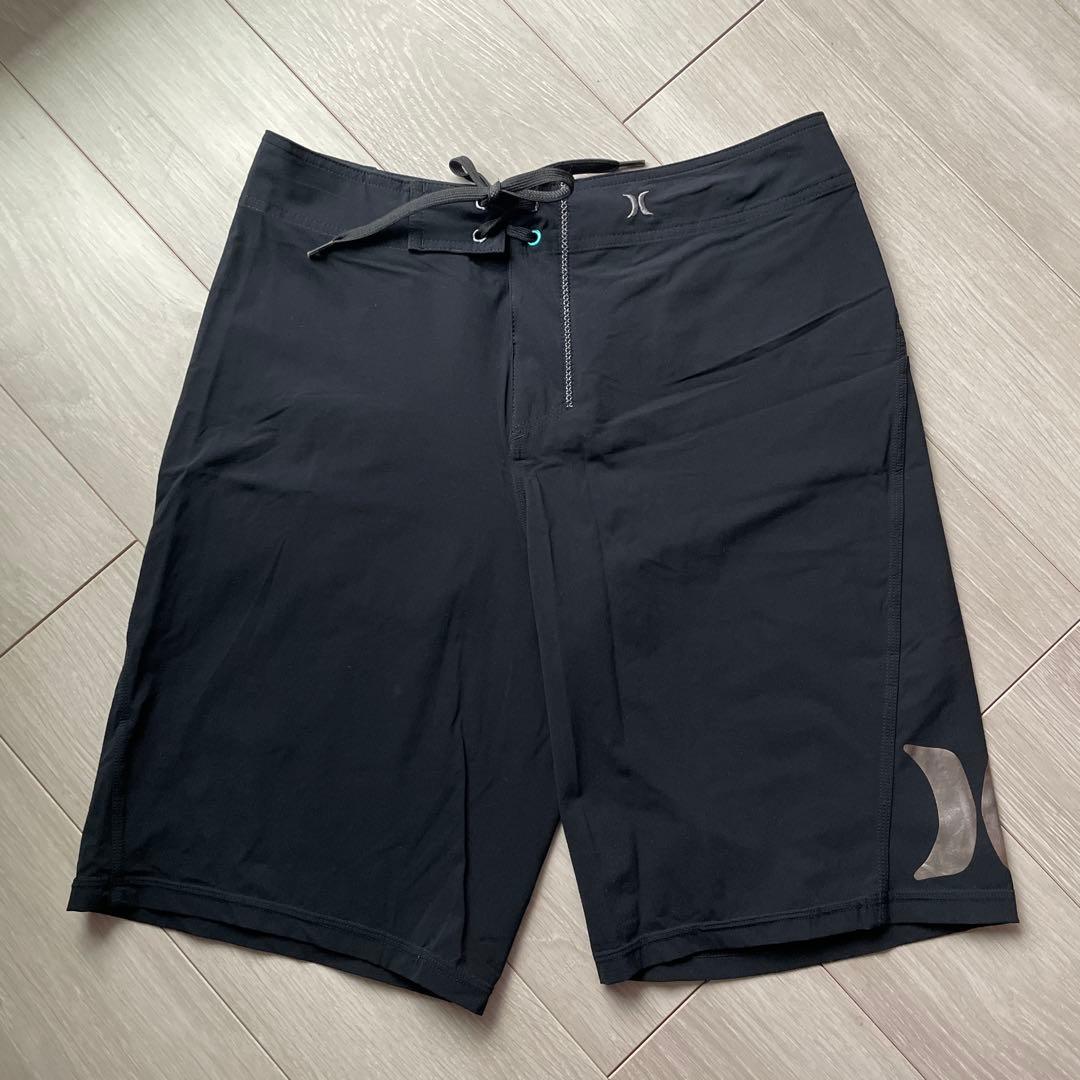 HURLEY phantom ボードショーツ ブラックモノグラム　ハーレー
