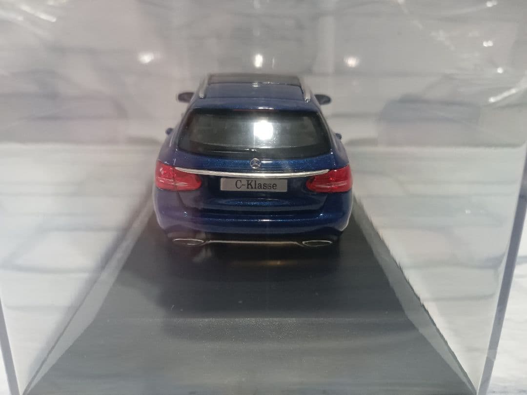 1/43 ベンツ　ディーラー正規モデル　ミニカー　Cクラス　ワゴン　ブルー