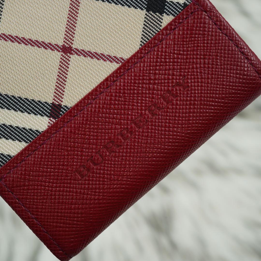 新品未使用品　箱付き　BURBERRY LONDON 小銭入れ　ノバチェック　赤