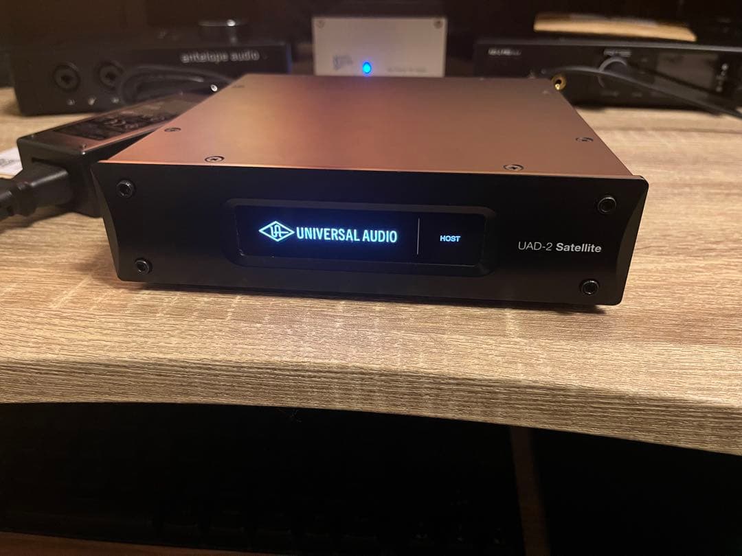 UAD-2 Satellite OCTO CORE TB2 ケーブル付