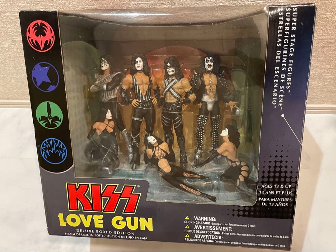 KISS LOVE GUN DELUXE BOXED EDITION フィギュア