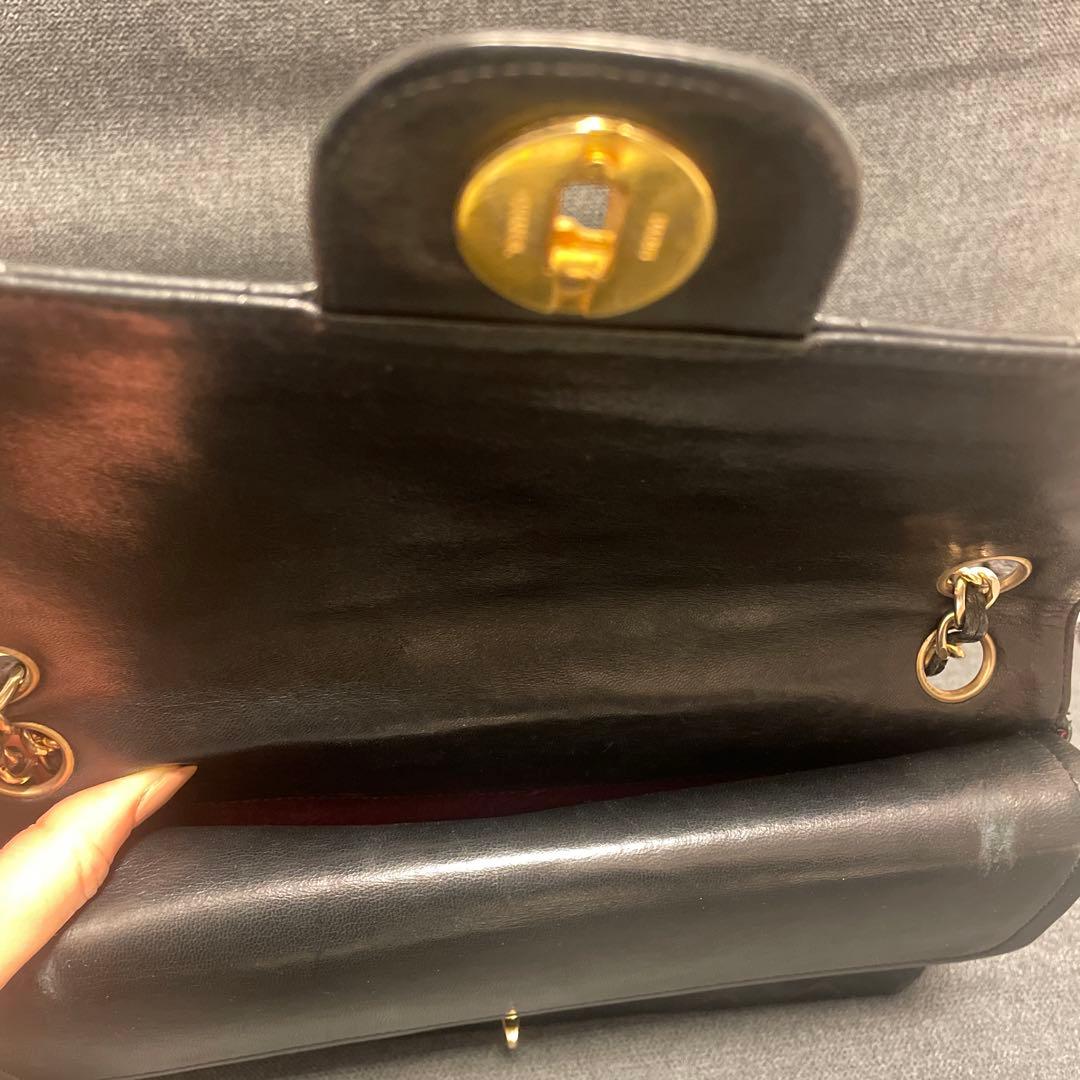 ノベルティ　CHANEL ブラック レザー ショルダーバッグ