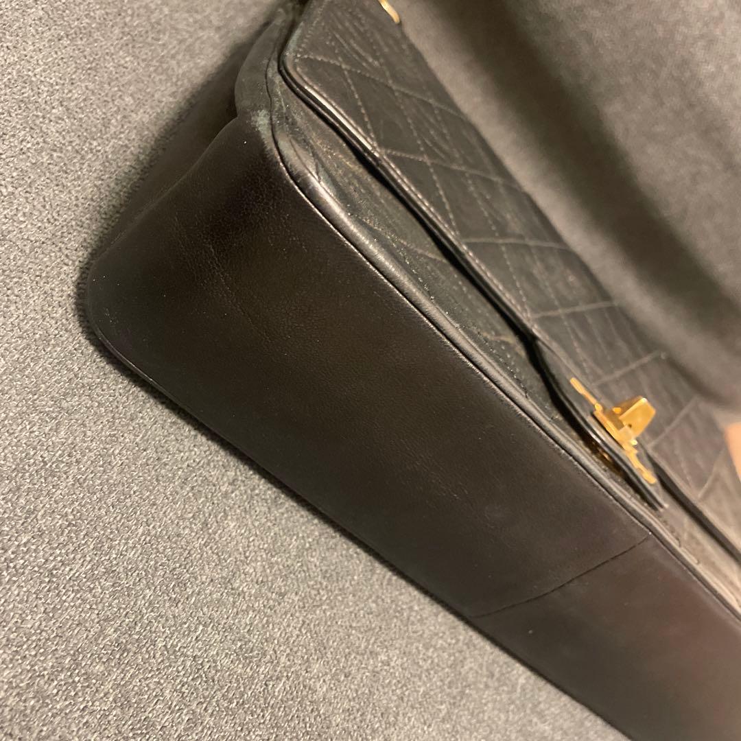 ノベルティ　CHANEL ブラック レザー ショルダーバッグ