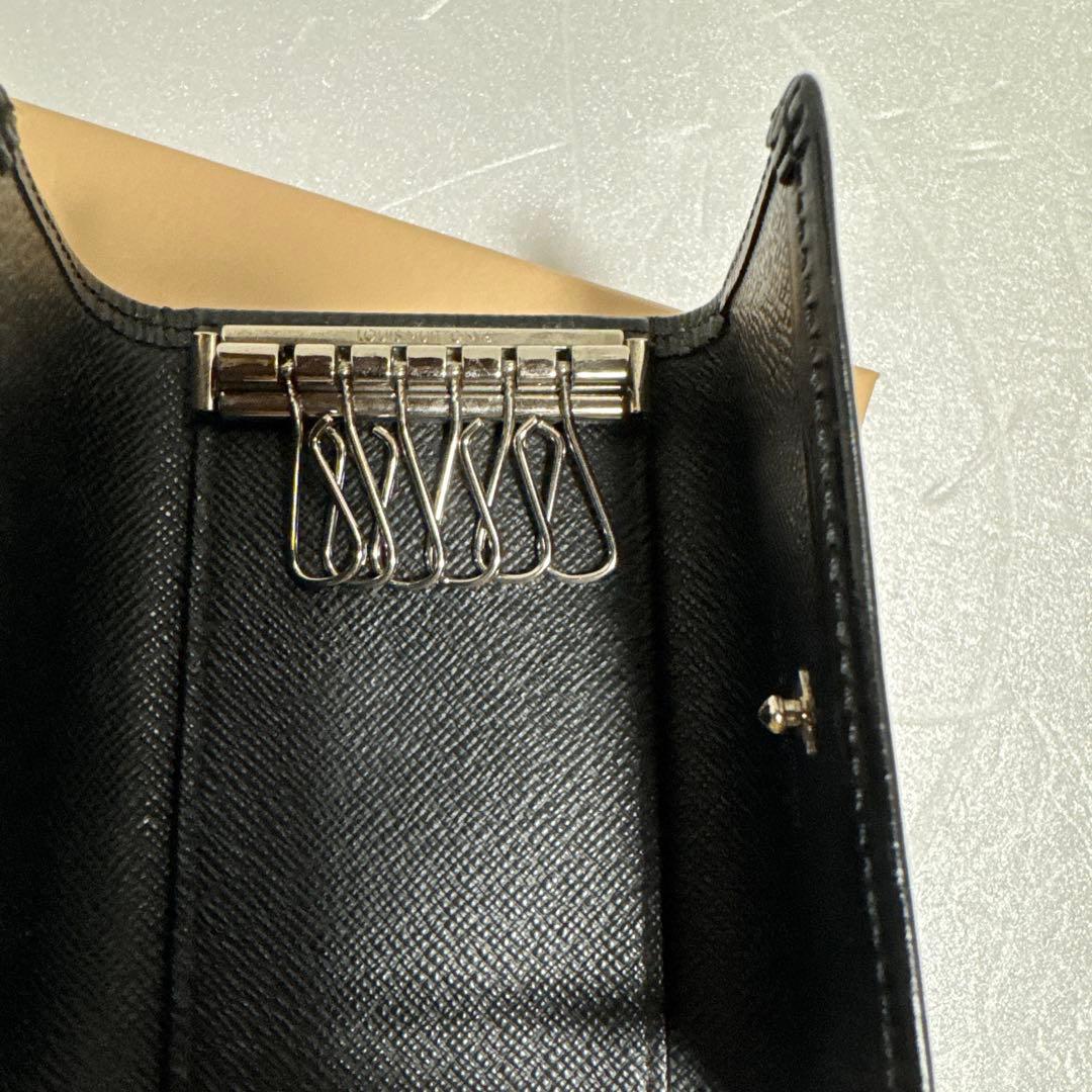 美品ルイヴィトンエピキーケース