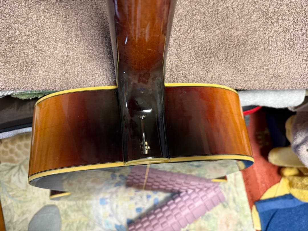 ヤマハ　YAMAHA CJ-22 アコースティックギター サンバースト