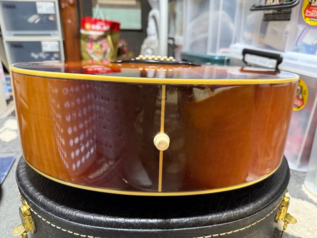 ヤマハ　YAMAHA CJ-22 アコースティックギター サンバースト