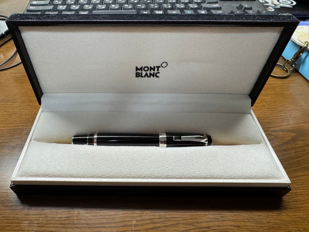 MONTBLANCモンブラン 万年筆 ボエム M ノワール　オニキス