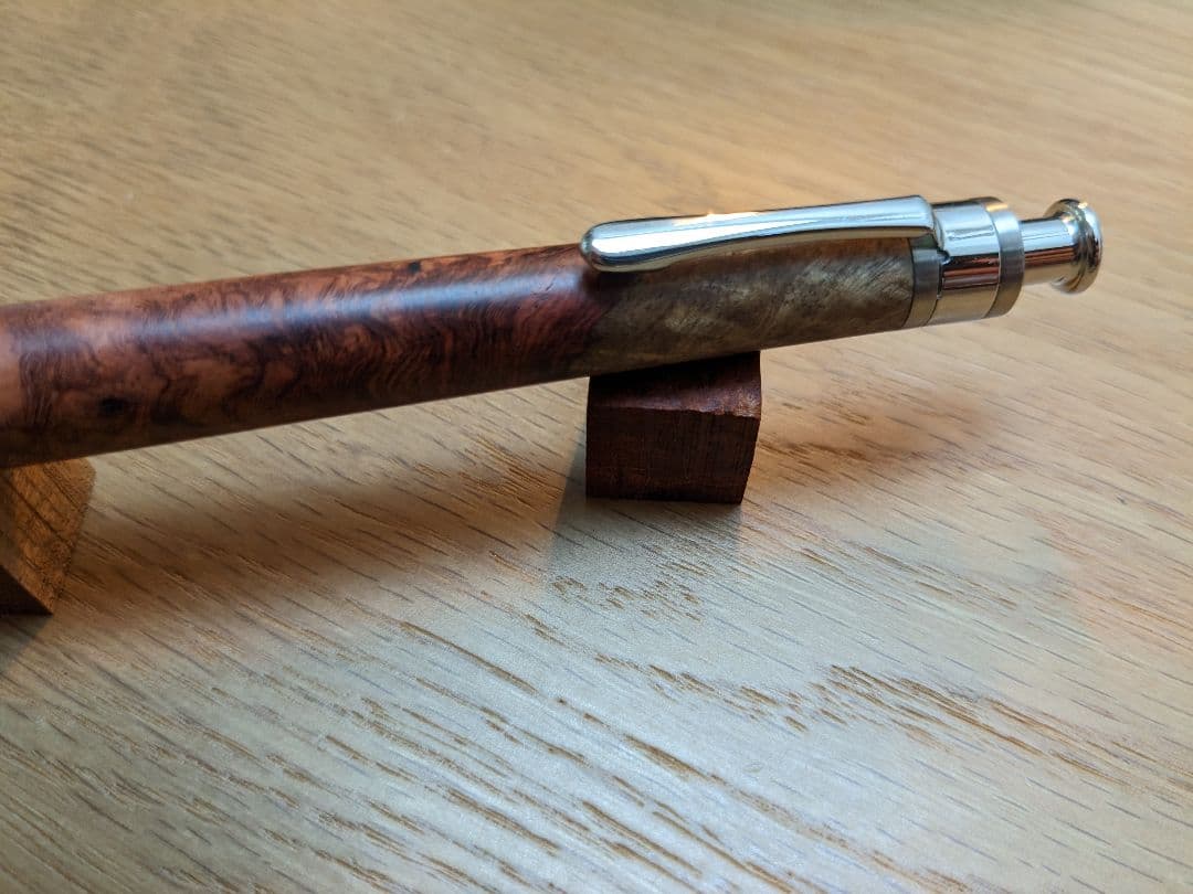 工房楔　本花梨瘤杢紅白　ペンシル楔　個展