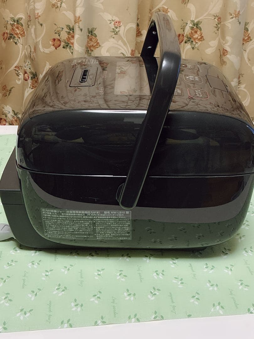 象印　圧力IH炊飯ジャー　炎舞炊き NW-LB10 動作確認済み 2021年製