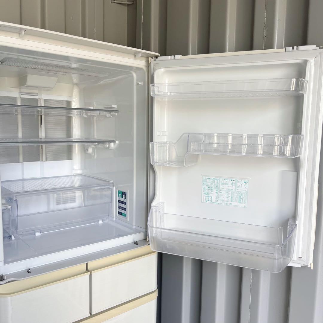 174取付無料！完動品！SHARP自動製氷付き どっちもドア大容量384L冷蔵庫