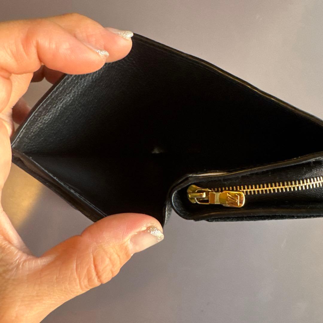 大人気のLOUIS VUITTON ルイヴィトン　二つ折り財布