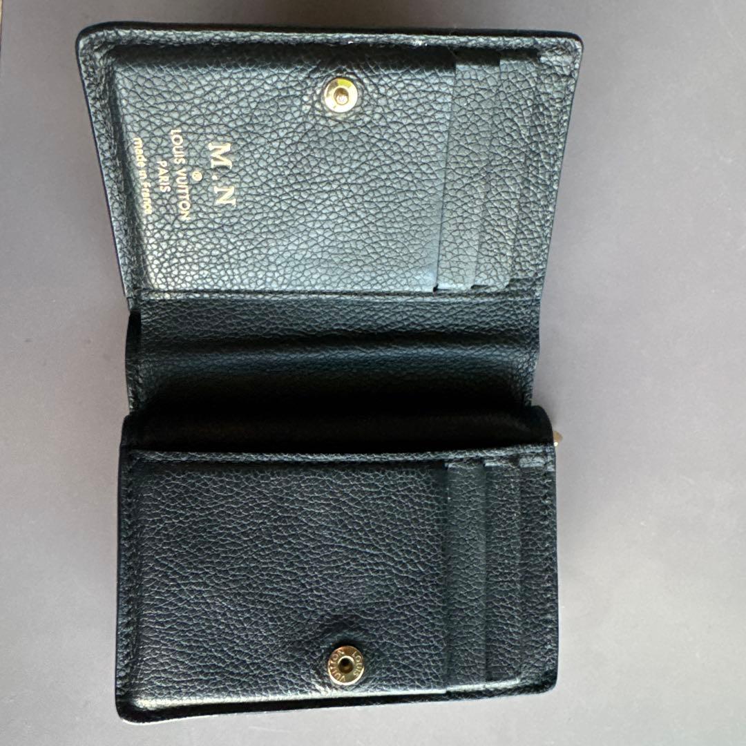 大人気のLOUIS VUITTON ルイヴィトン　二つ折り財布