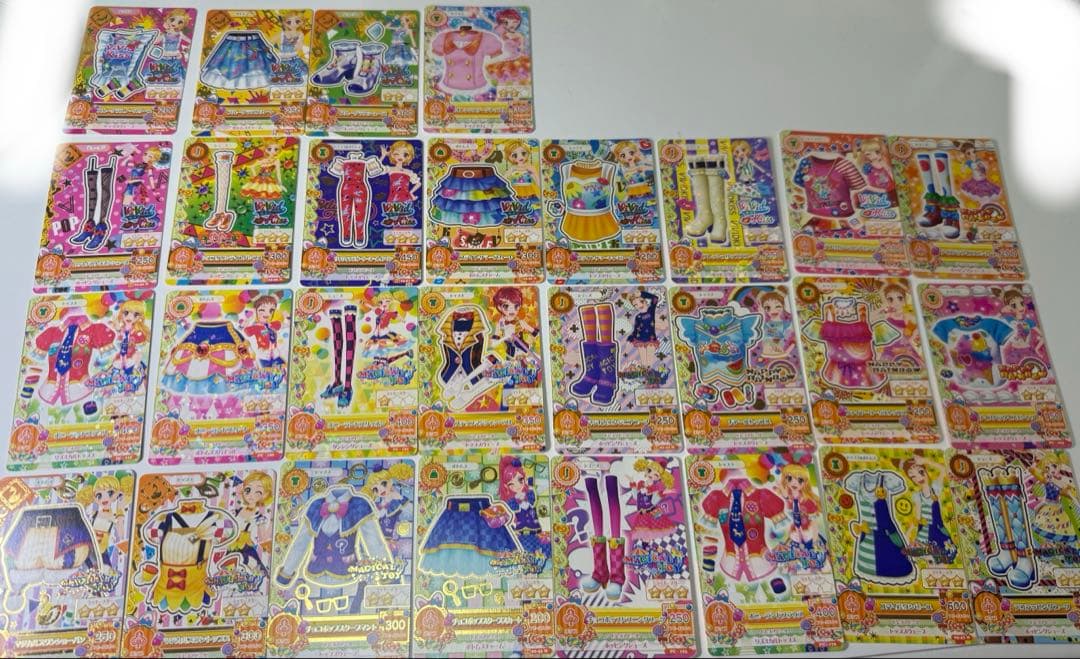 アイカツカード200枚以上まとめ売り