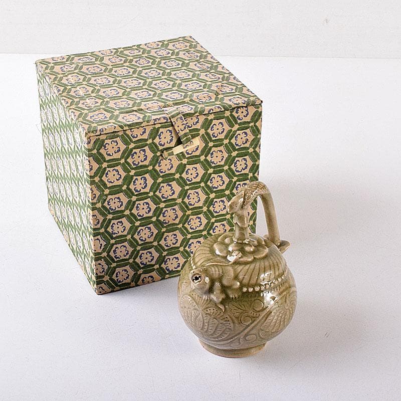 中国　龍泉窯　青磁　神獣注ぎ口　水滴　水注　N　8153