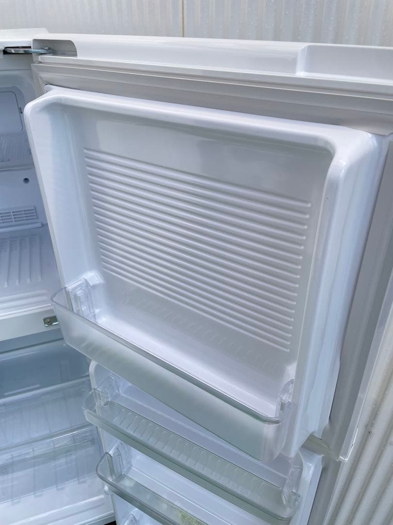 823 ユーイング 140L 2ドア冷蔵庫 ホワイト ファン式 自動霜取り 単身