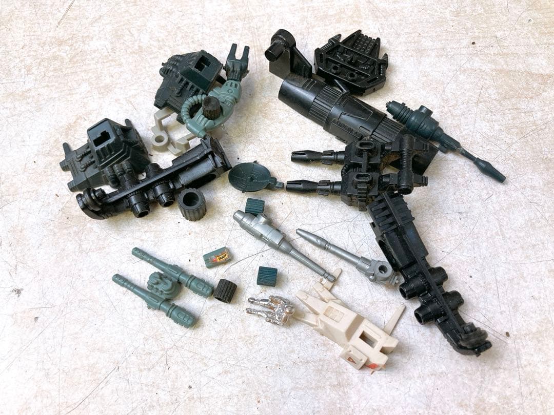 さ*♪様 昭和レトロプラモデル玩具まとめ●ガンダム メカ生体ゾイド 聖闘士星矢