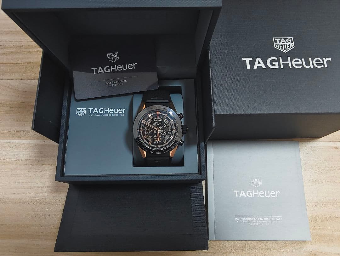 タグホイヤー TAG HEUER CAR2A5A.FT6044 カレラ チタン