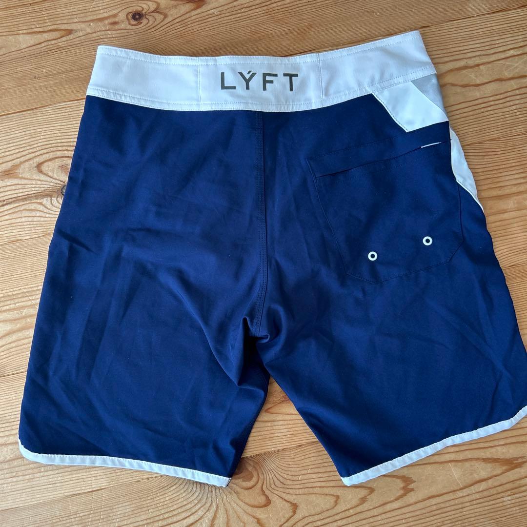LYFT 水着 ネイビー Sサイズ