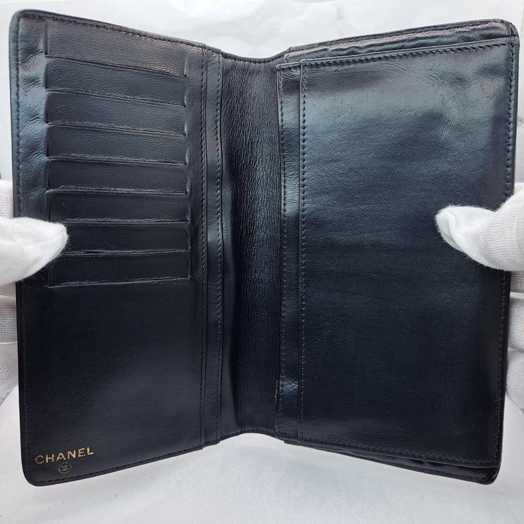 CHANEL　アイコンライン　ブラック　二つ折り財布　財布　長財布