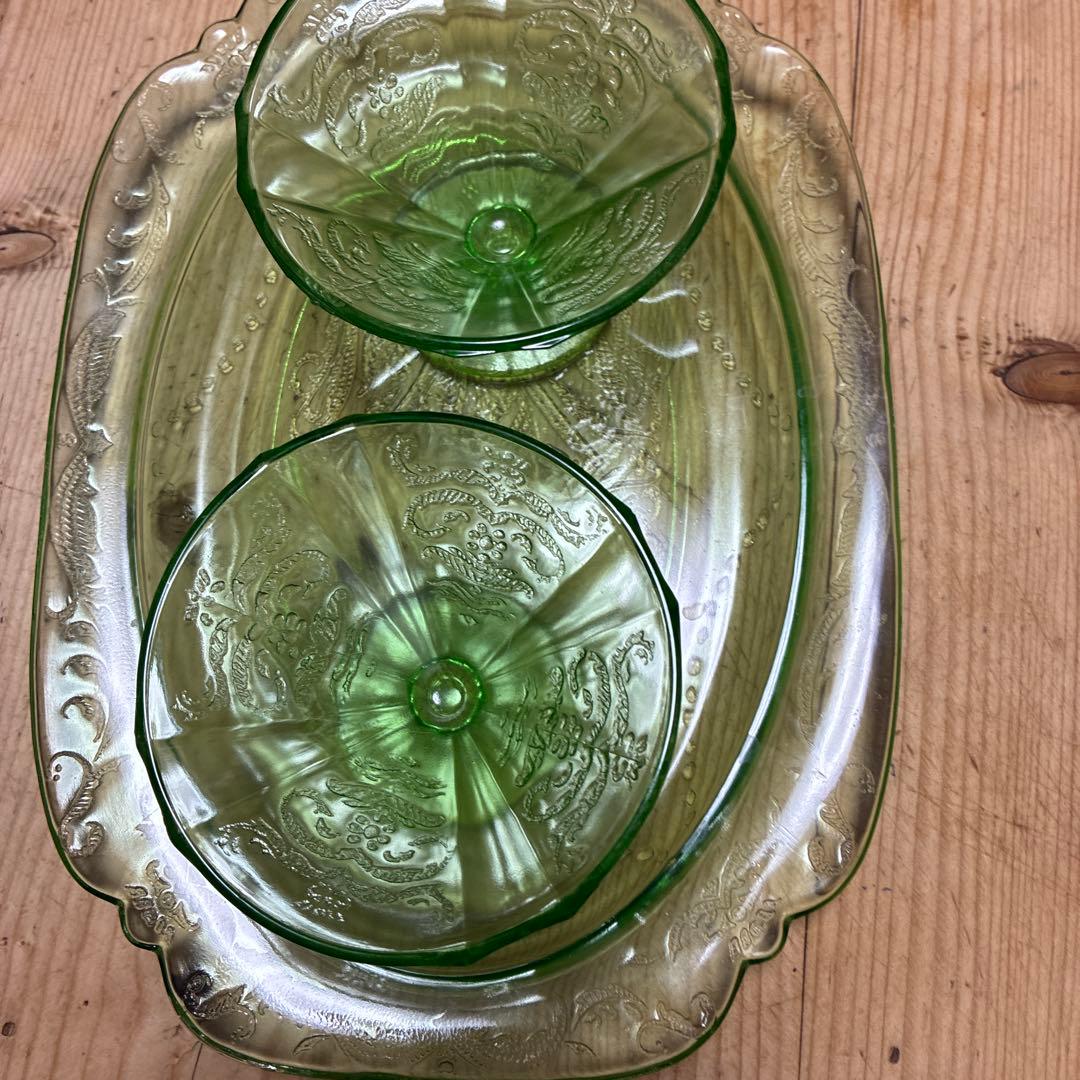 レア　ウランガラス　フェデラルマドリッド　シャーベットペア　大型オーバルトレイ