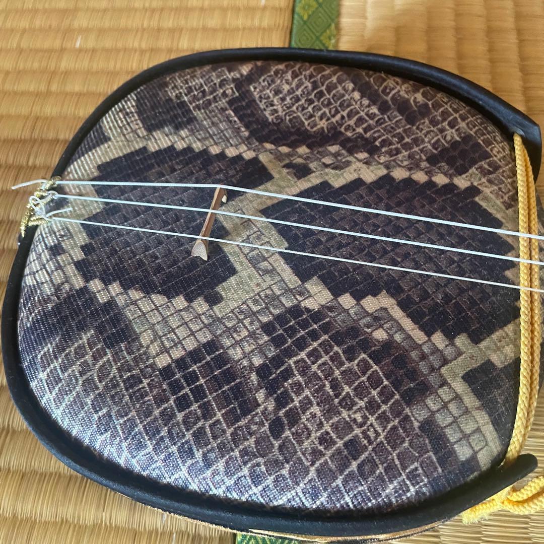 沖縄三線蛇柄 人工皮革