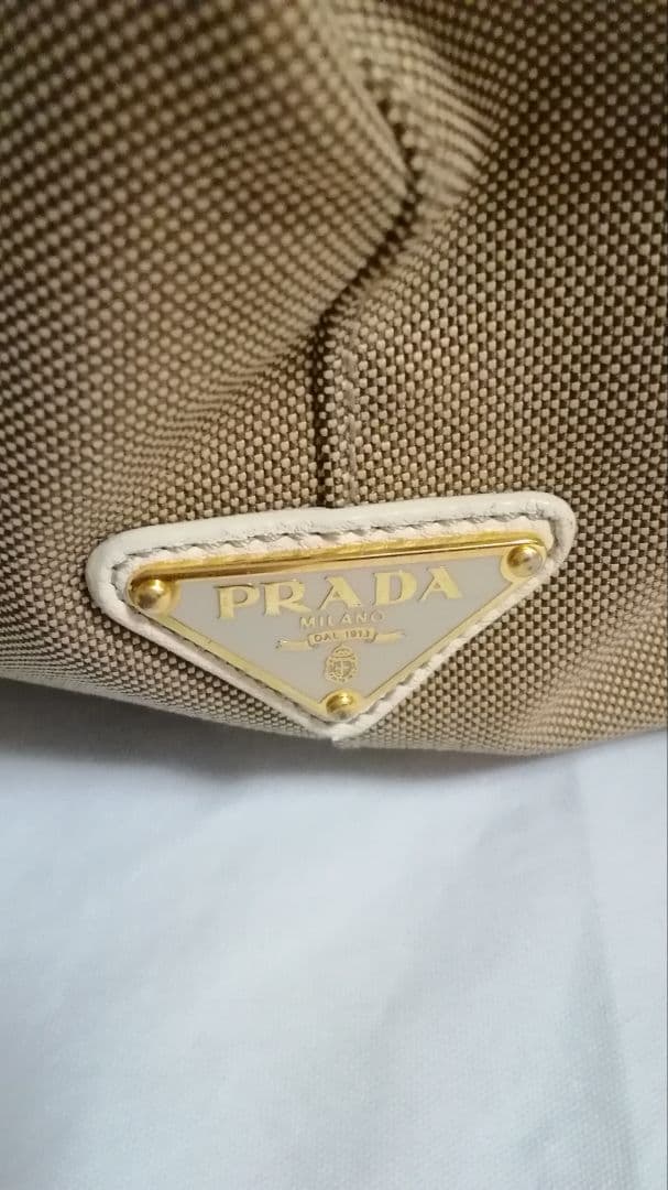 今だけ値下げ　PRADA　プラダ　ハンドバッグ　ショルダーストラップ無し
