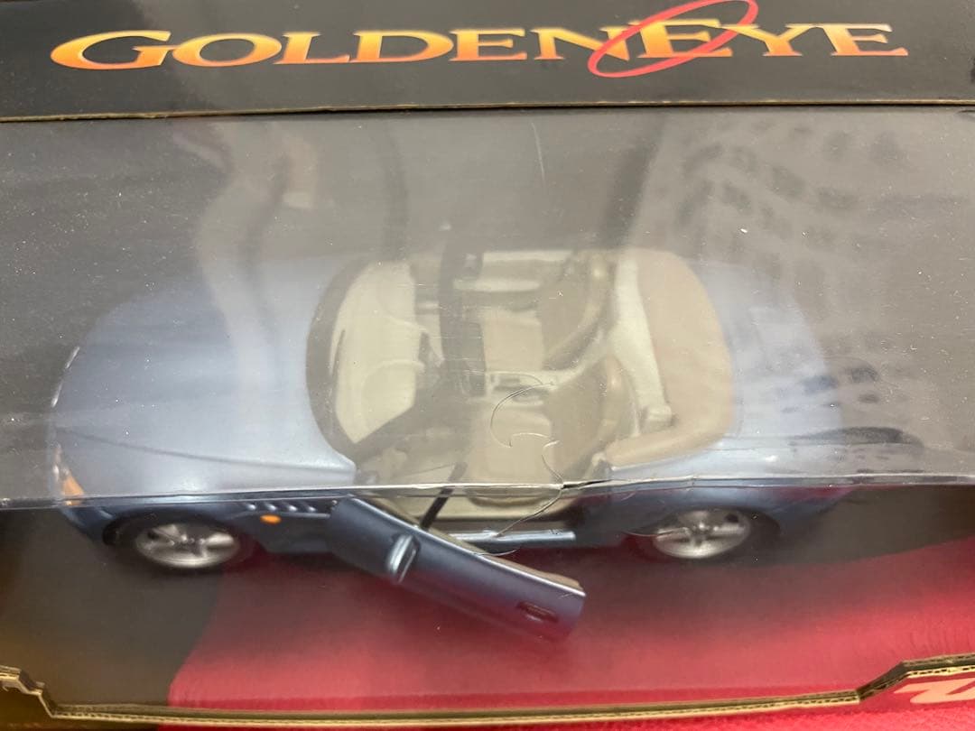 007ゴールデンアイ　BMW Z3 ロードスター