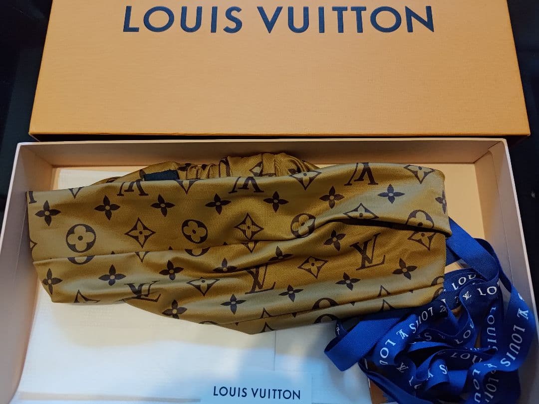 ルイヴィトン　ヘアバンド　モノグラム