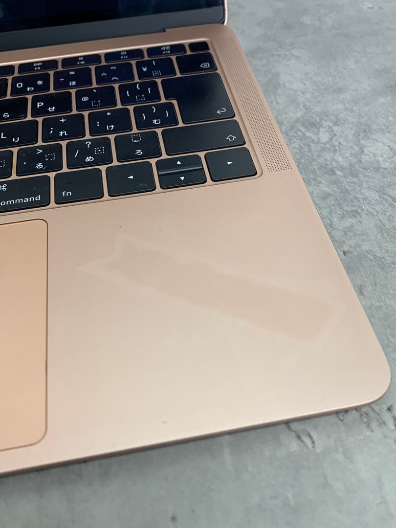 ＄【ジャンク/起動不可】MacBook Air 13インチ　A1932 ゴールド