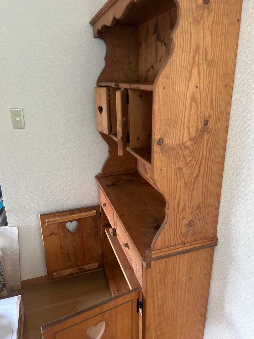 オーダーメイドカップボード木製ハート型取っ手付き収納棚【今月中】