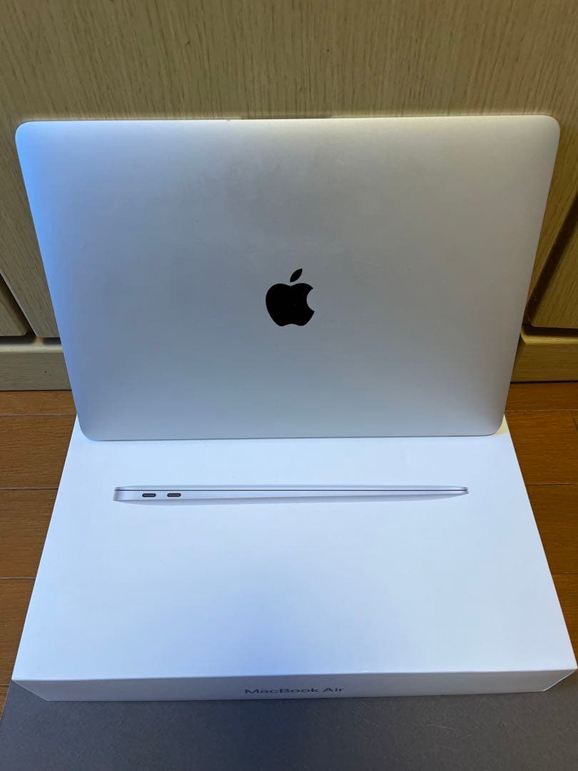 MacBook Air (13-inch, 2017) マックブック エアー