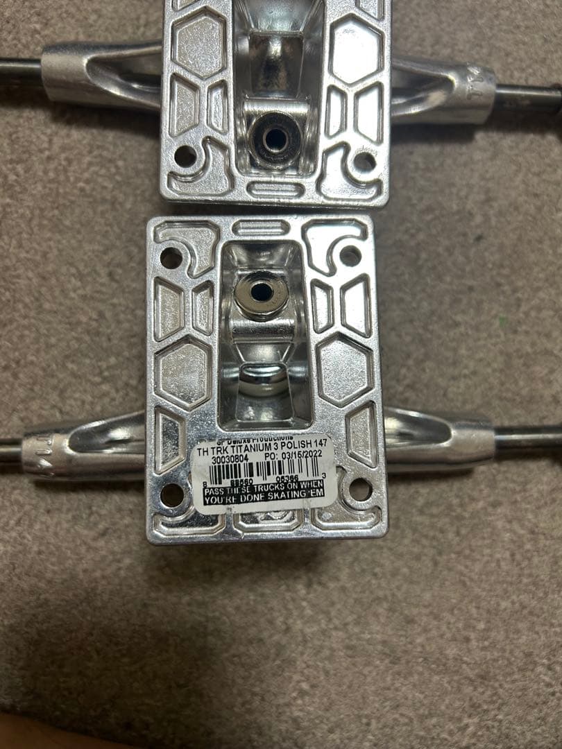 新品未使用　Thunder titanium 3 polish 147 トラック