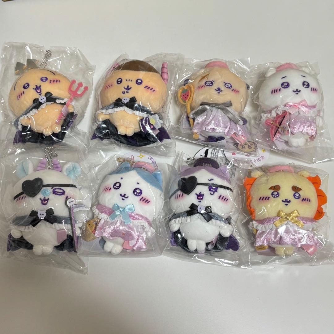 ②ちいかわ　てんしとあくま　マスコット　全8種コンプリートセット