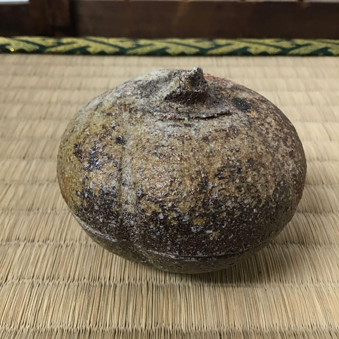 茶道具　香合　常滑焼　人間国宝　三代　山田常山　造　栞　紙箱　共箱　S80KG