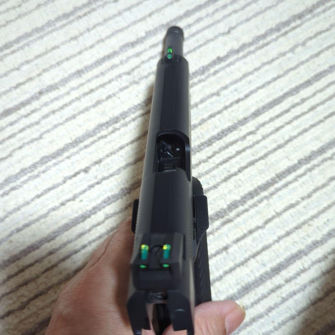 カーボネイトNITESHIFT CO2ガスガン ブラック 箱付き