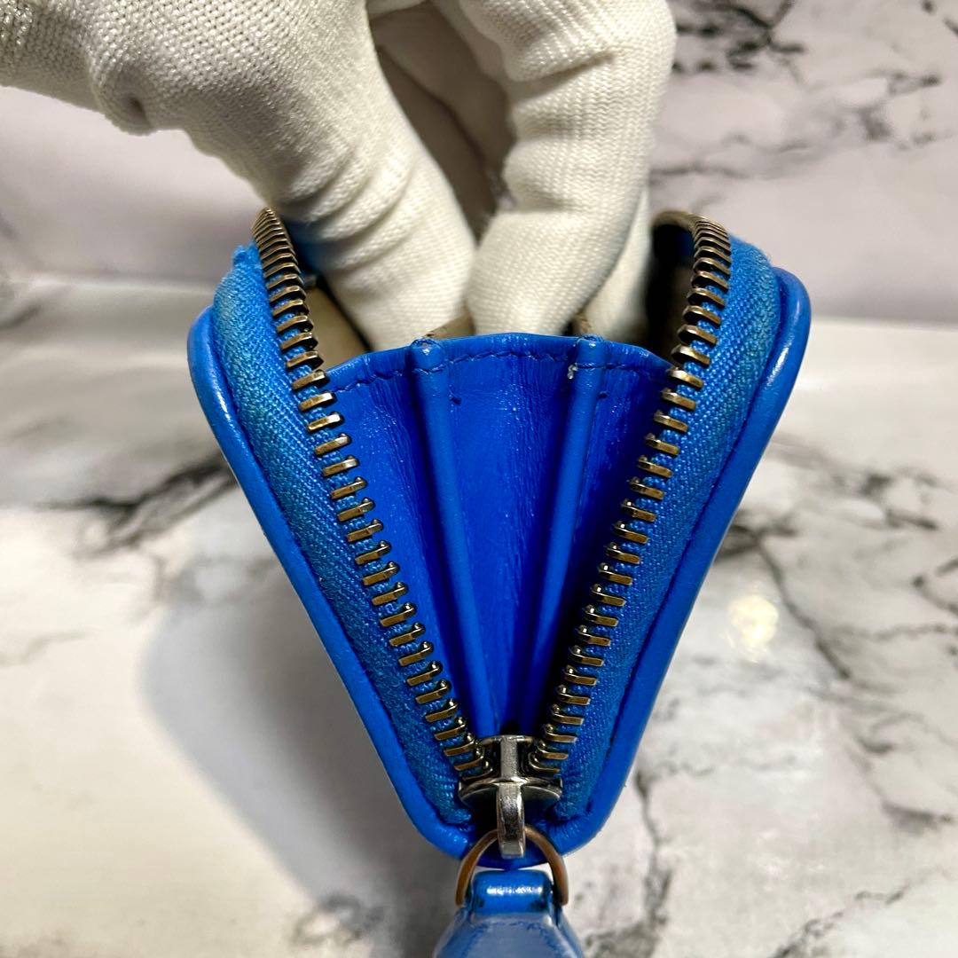 ボッテガヴェネタ　ケース　ブルー