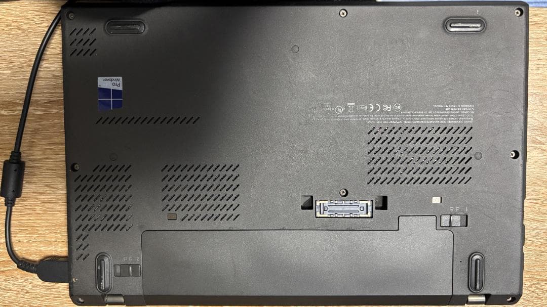 【中古】Lenovo X260 i7/16GB/SSD500GB 起動確認済