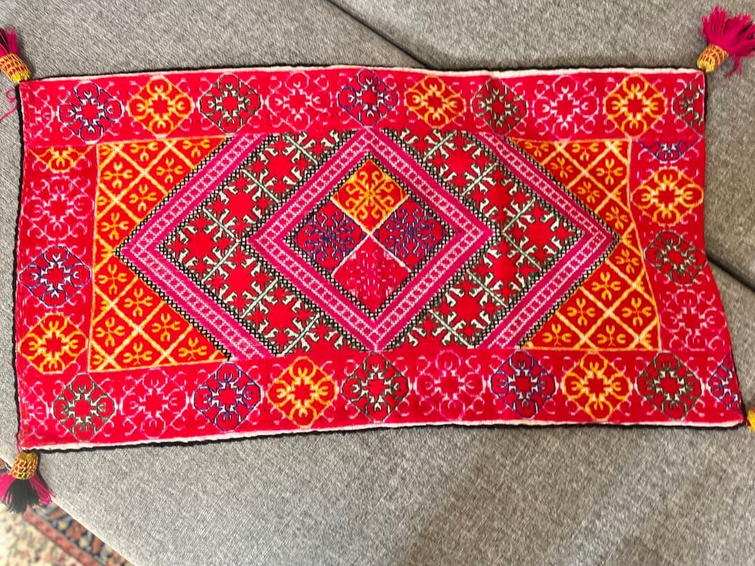 アンティーク スワット地方 手刺繍 クッションカバー パキスタン レア 最終価格