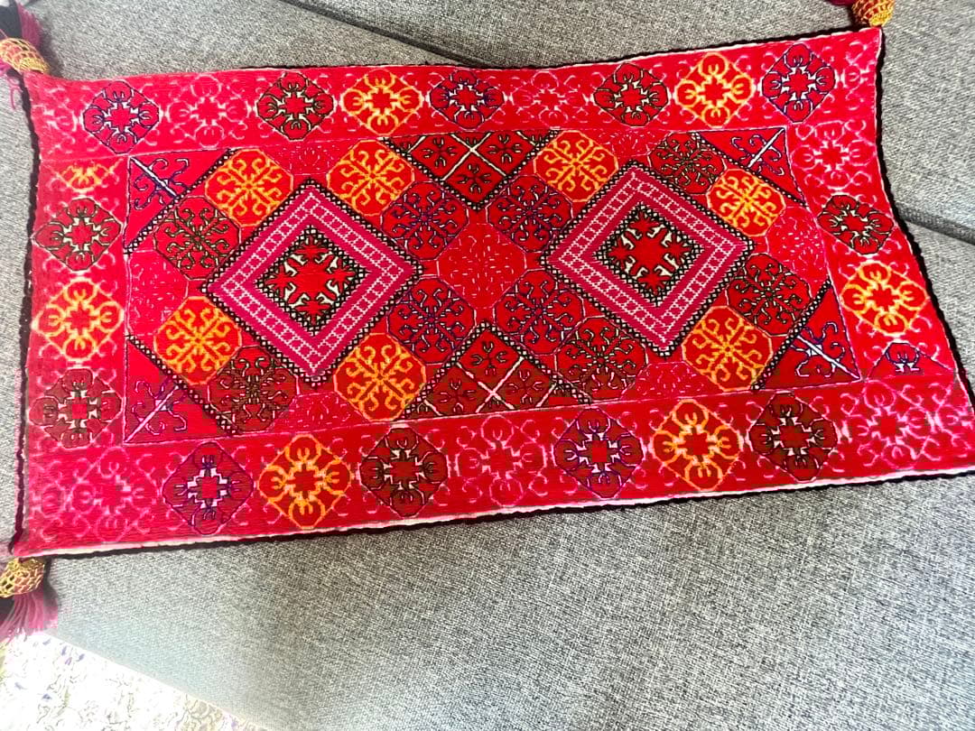 アンティーク スワット地方 手刺繍 クッションカバー パキスタン レア 最終価格